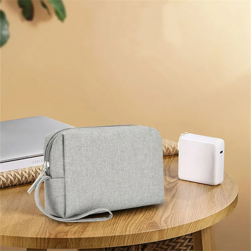 ノートパソコンアクセサリー収納バッグ、充電ケーブル、電源デー - Laptop Accessories Kit Bag のレビューと価格